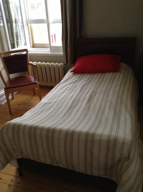 Le Gite Des Soeurs Saint-Luc-de-Vincennes ห้อง รูปภาพ